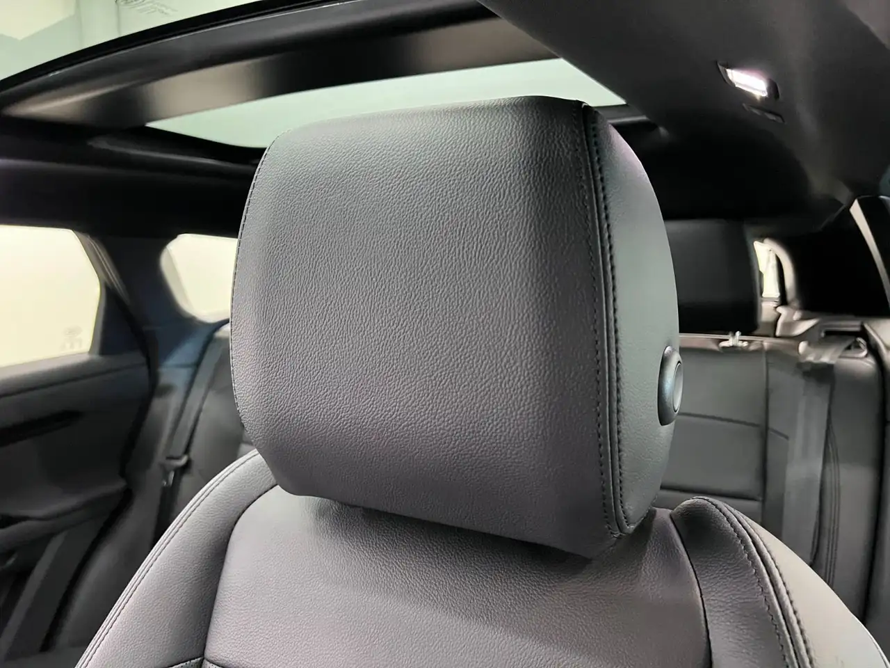 Land Rover Range Rover Evoque снимка Land Rover Range Rover Evoque