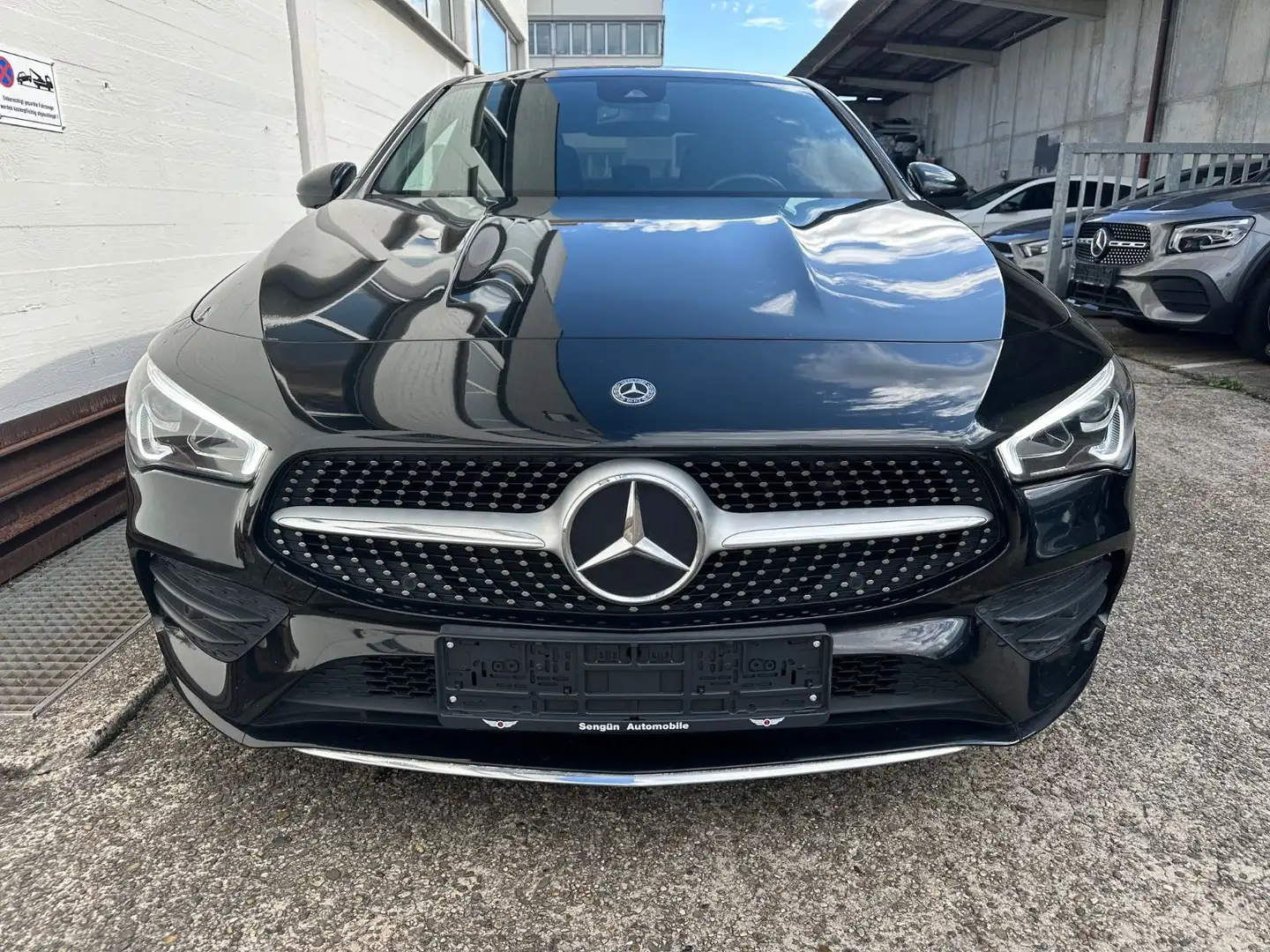 Mercedes-Benz CLA 180 AMG WIDESC. AMBIENTEB. KEYLESS  R-Kamera Schwarz - 1