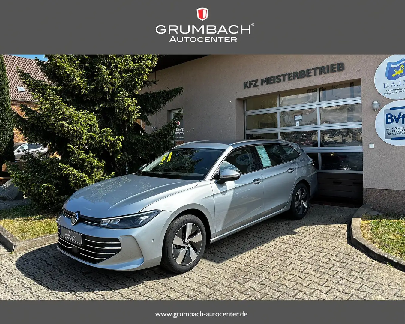 Volkswagen Passat Variant 1.5 eTSI DSG Business MY2025 KomfortPak... Argent - 1