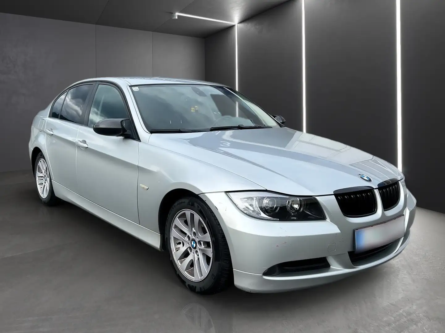 BMW 318 318i - 2