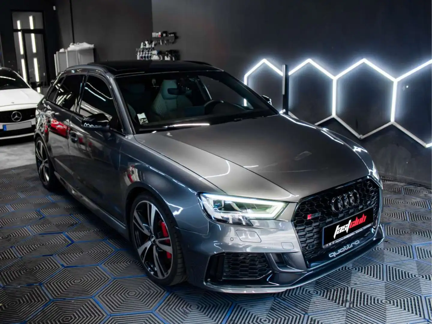 Audi RS3 Sportback 8V2 -PANO / ACC / VIRTUAL COCKPIT / SIEG Gris - 2