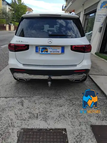 Mercedes-Benz GLB view 10