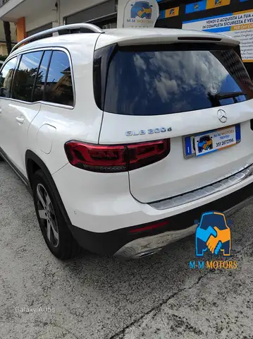Mercedes-Benz GLB view 6