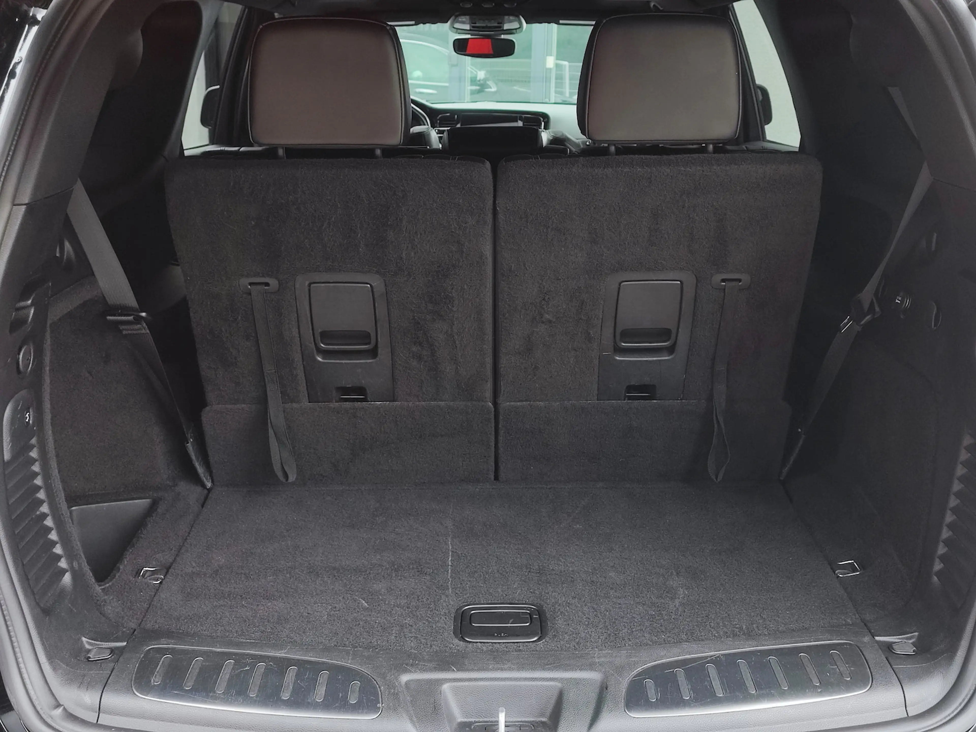 Dodge Durango R/T Blacktop 345 V8 HEMI 21er Facelift — photo 28