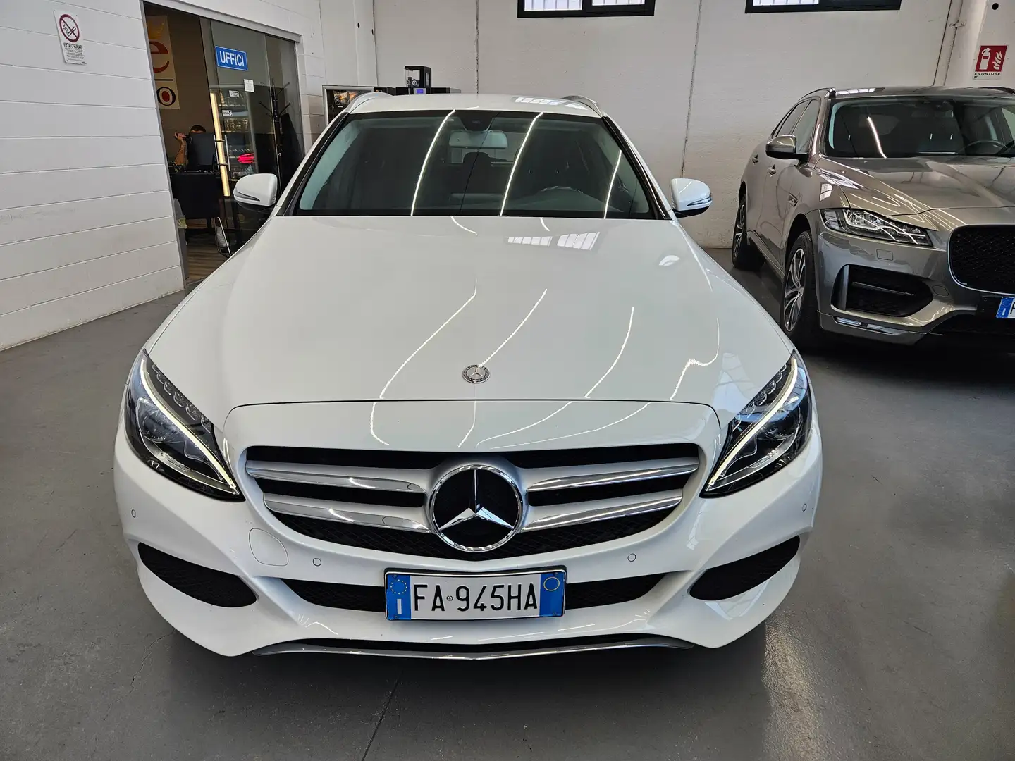 Mercedes-Benz C 200 d (bt) Sport AUTO Bianco - 2