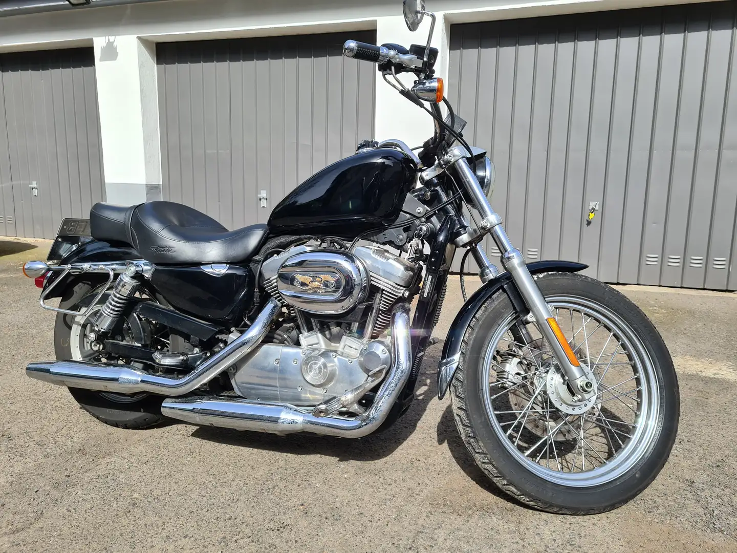 Harley-Davidson XL 883 Sportster Siyah - 1