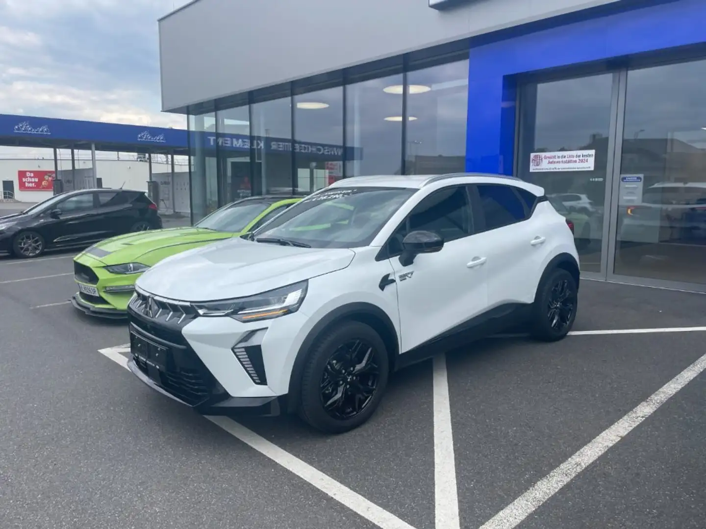 Mitsubishi ASX 1.6 HEV Invite S+C AT 25 Weiß - 1