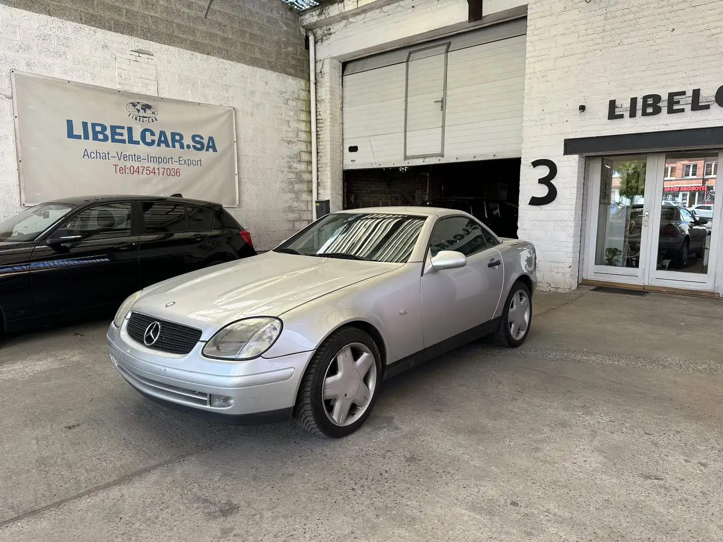 Mercedes-Benz SLK 200 *Automatique* *CT + Carpass + Garantie possible* Grijs - 1