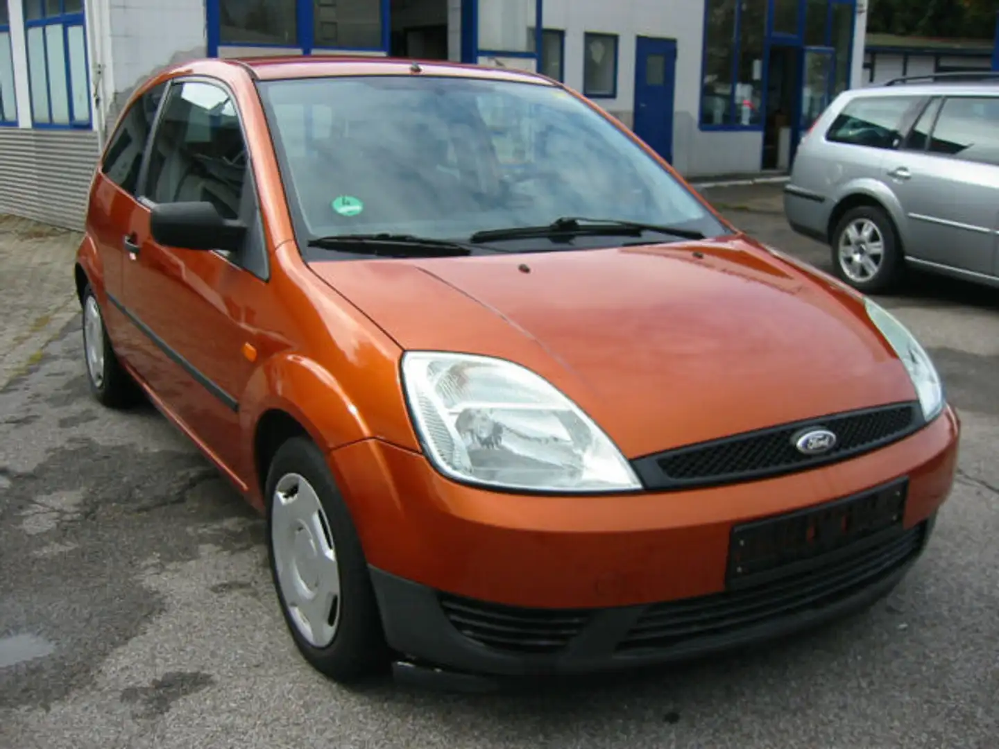 Ford Fiesta 1.3 Viva, Ersatzteilträger Oranj - 2