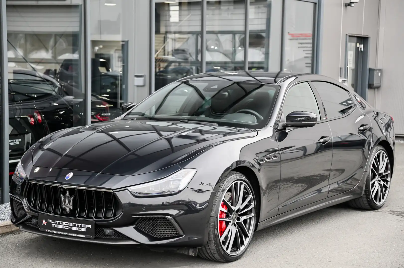 Maserati Ghibli Trofeo 3.8 V8 Carbon-Pack* H&K* 360°* 21 Noir - 2