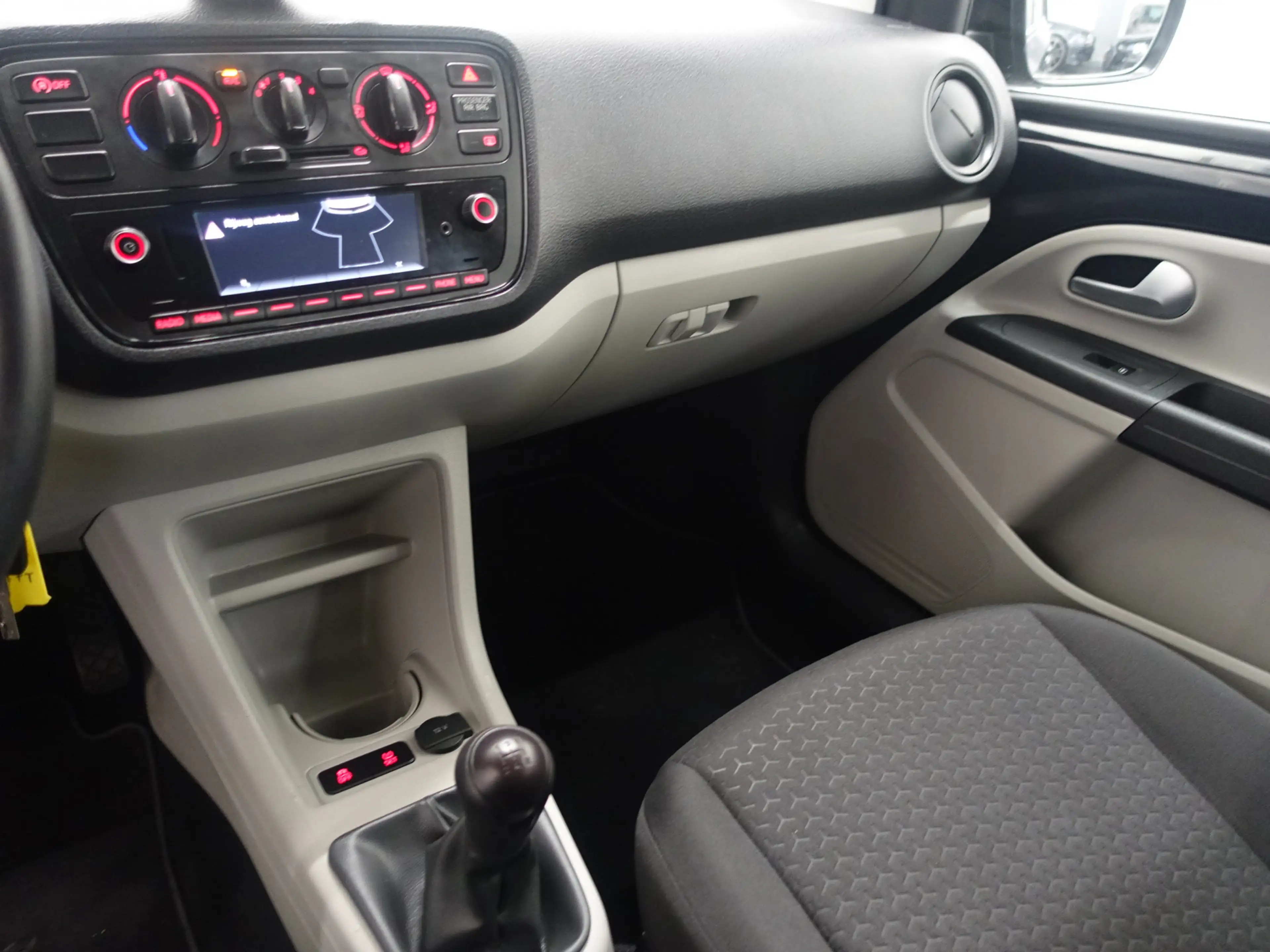 SEAT Mii 1.0 Intense- Park Assist, Bluetooth Audio, Clima, — photo 8