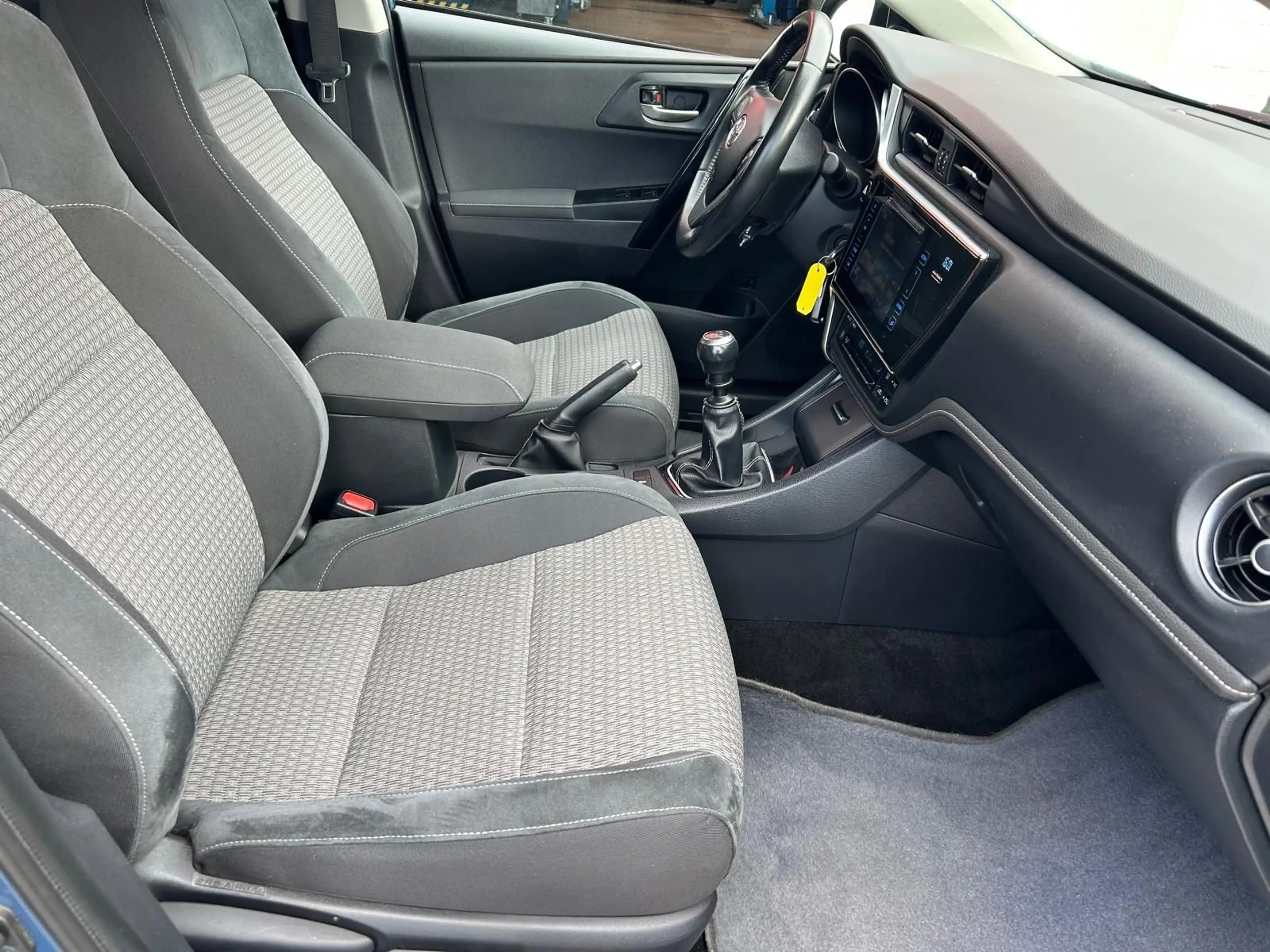 Toyota Auris Edition-S+/SHZ/TEMP/KAM/GJR/LMF/KLIMAAUT — photo 13