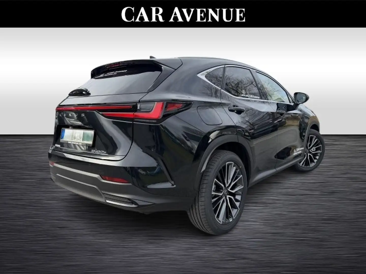 Lexus NX 450h+ Privilege line Negro - 2