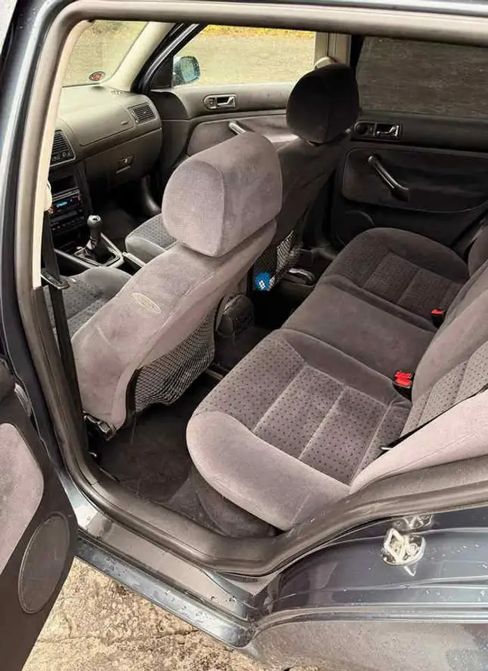 Volkswagen Golf 4 1.6 SR TÜV bis 02.2028, foto 9