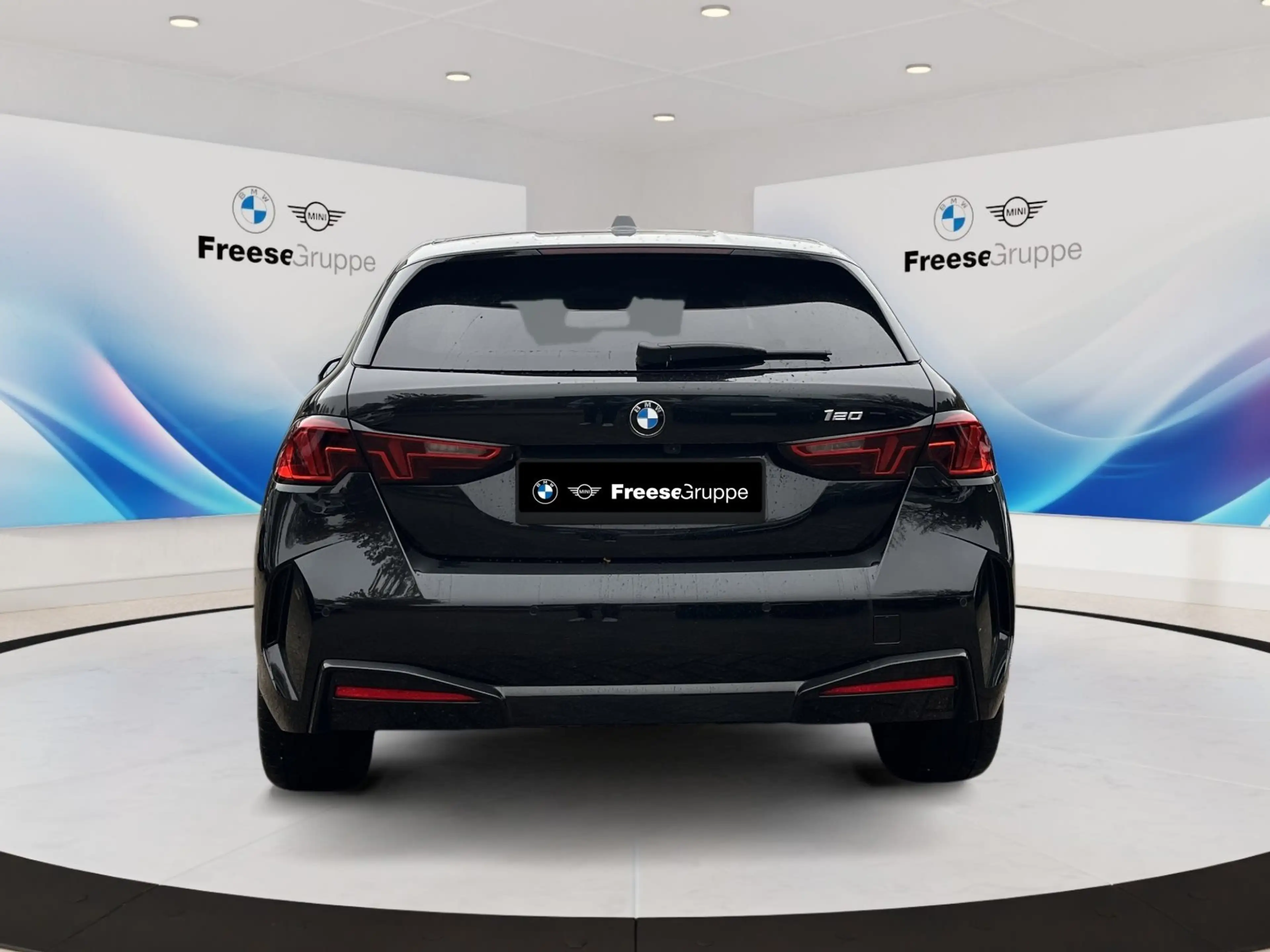 BMW 120 AHK RFK LED SHZ TEMPOMAT DAB ABS ALU ESP ZV. — photo 5