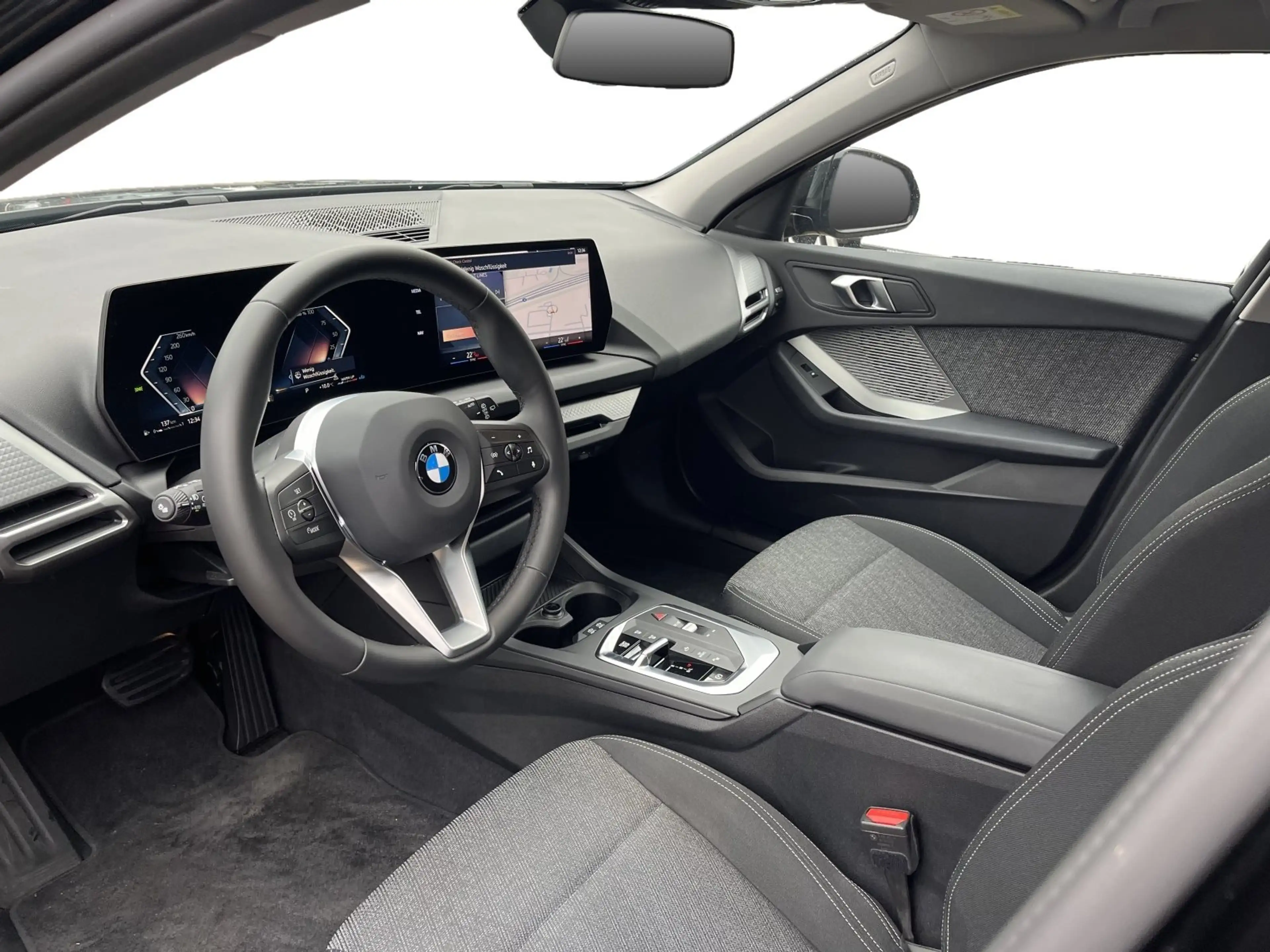 BMW 120 AHK RFK LED SHZ TEMPOMAT DAB ABS ALU ESP ZV. — photo 10