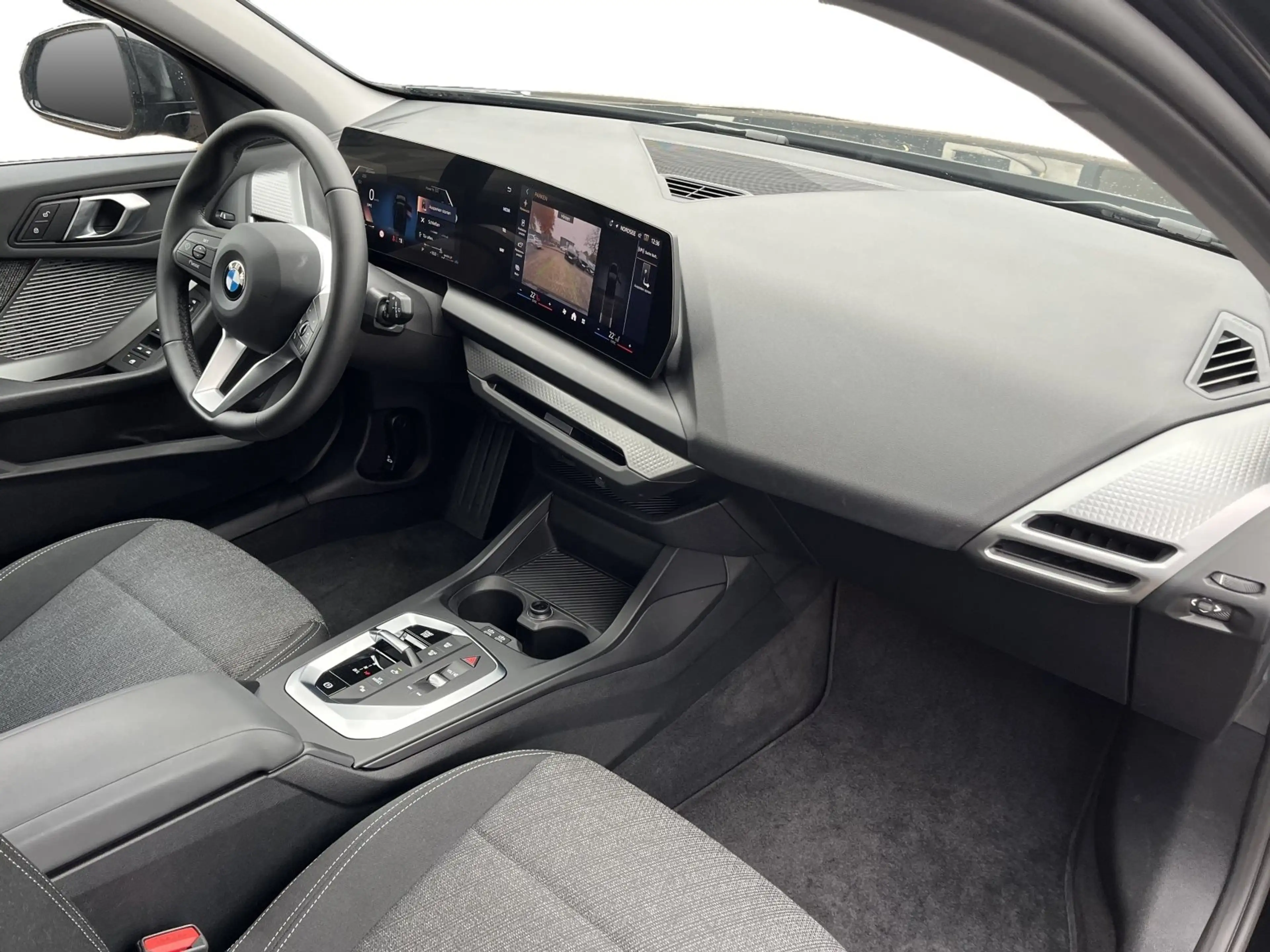 BMW 120 AHK RFK LED SHZ TEMPOMAT DAB ABS ALU ESP ZV. — photo 19