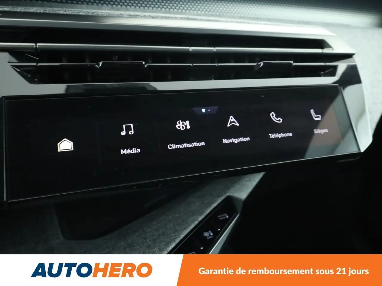Peugeot 3008 3008 Elektro — photo 28