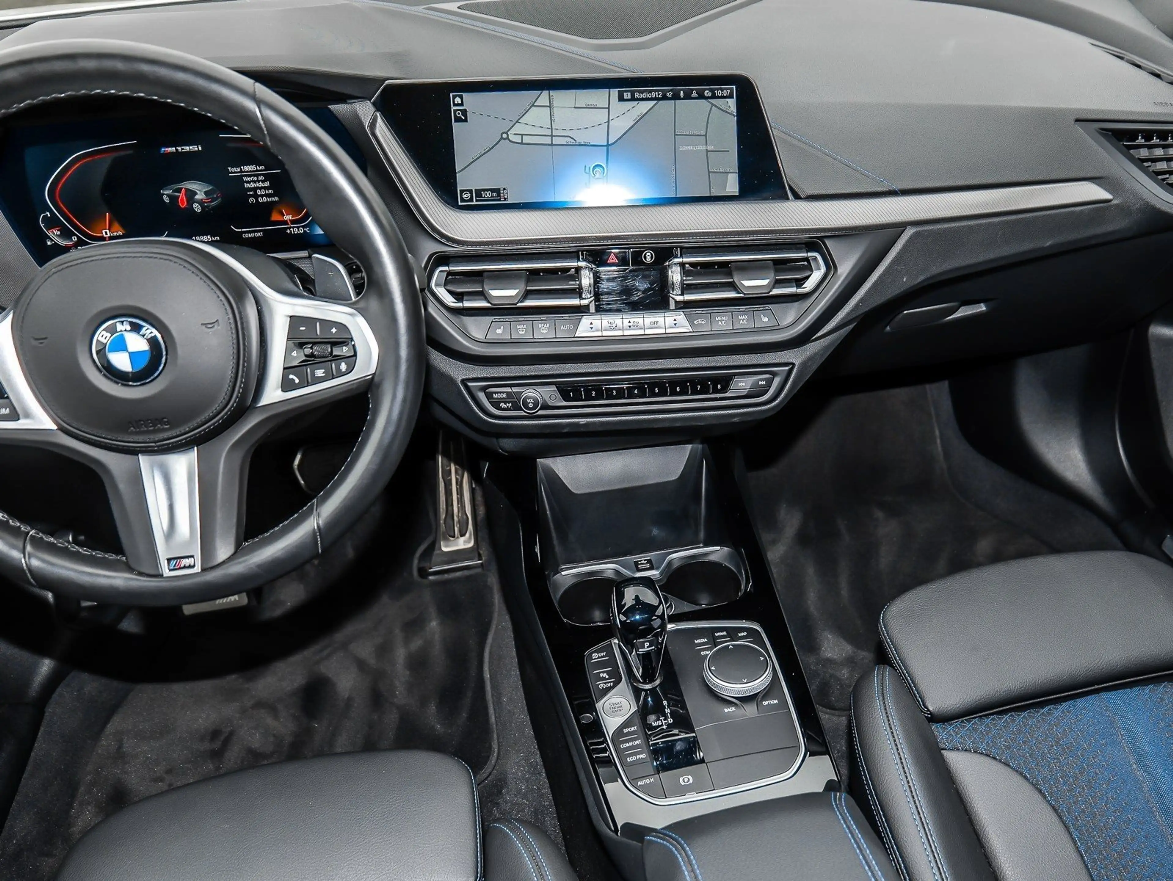 BMW 135 M135i xDrive M-Sport+BMW Live Cockpit Professional — photo 15