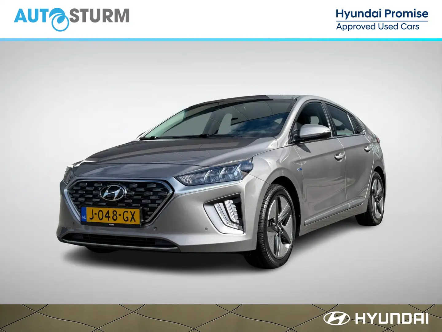 Hyundai IONIQ 1.6 GDi Comfort - Plus | Navigatie | Camera | Appl Gris - 1