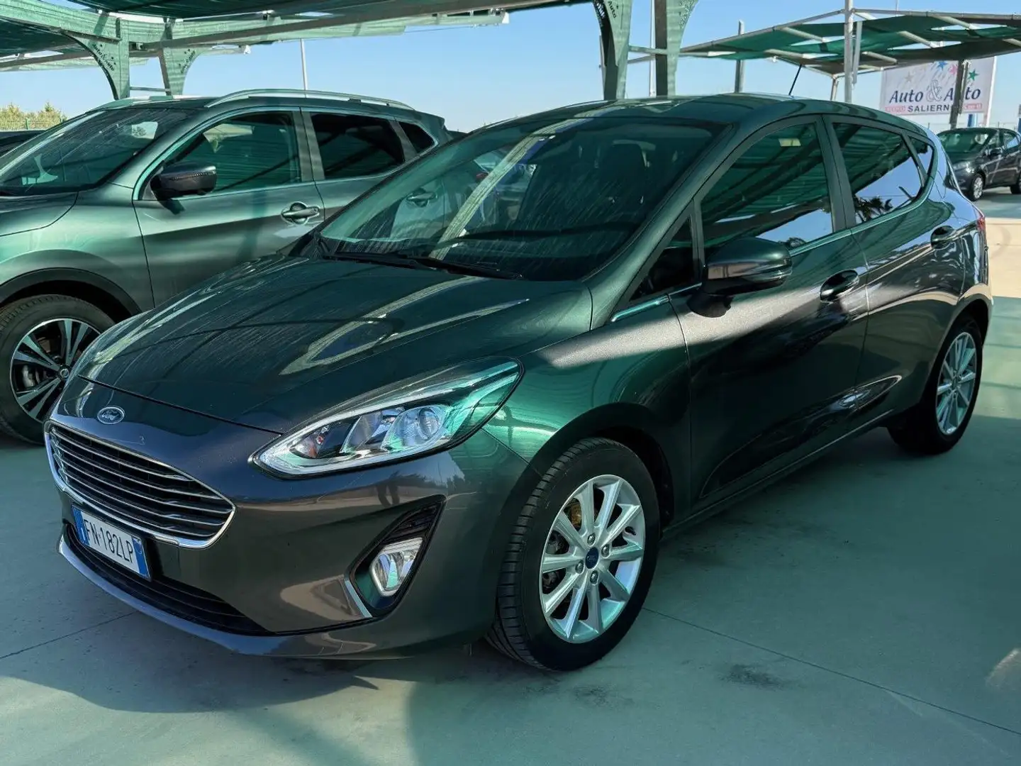 Ford Fiesta Fiesta VII 2017 5p 5p 1.5 tdci Titanium 85cv Gris - 1