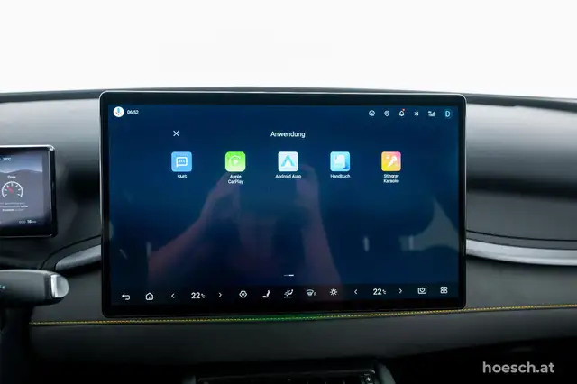 Byd Atto 3 view 13