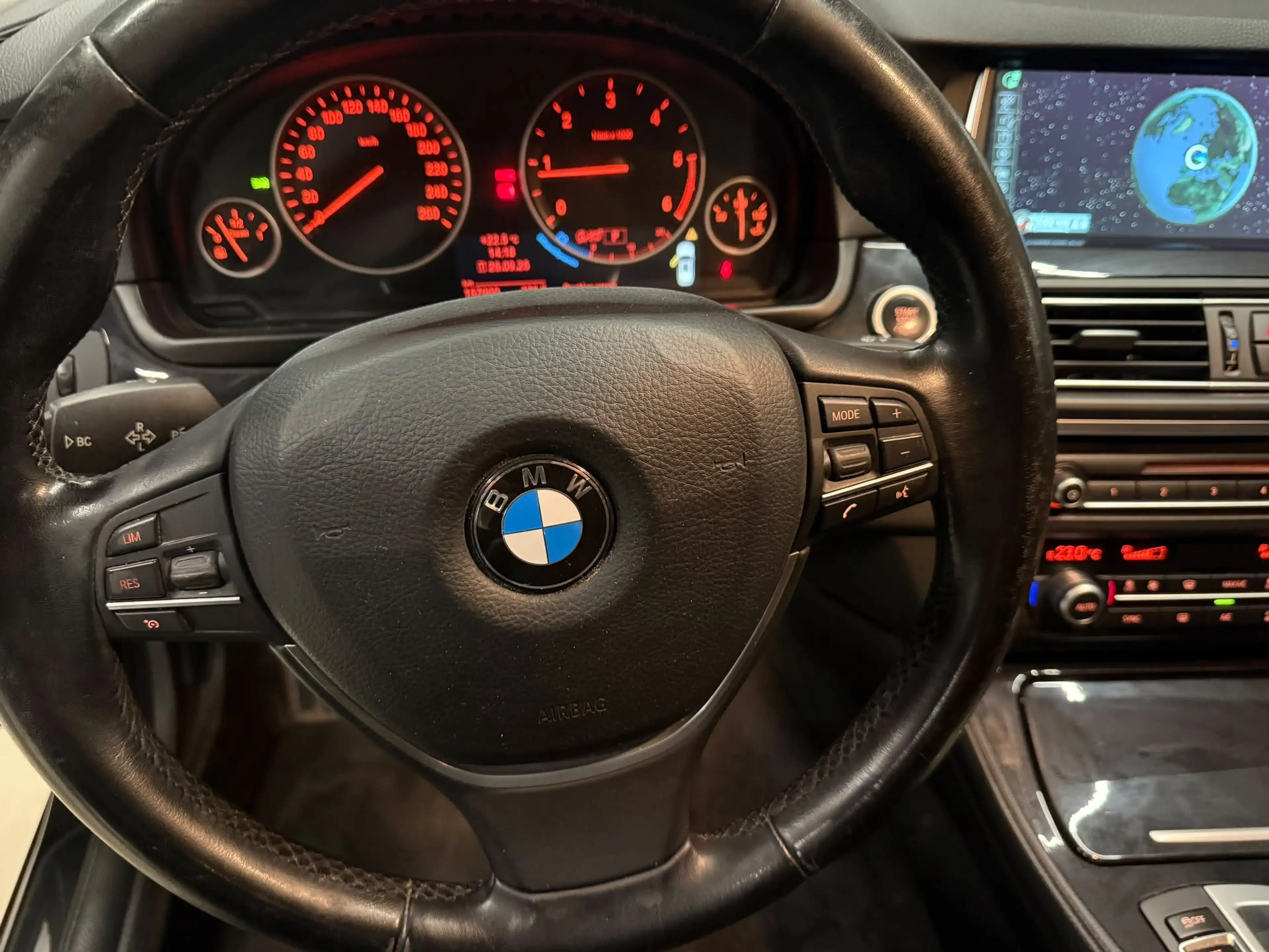 BMW 518 Touring 518 dA — photo 10