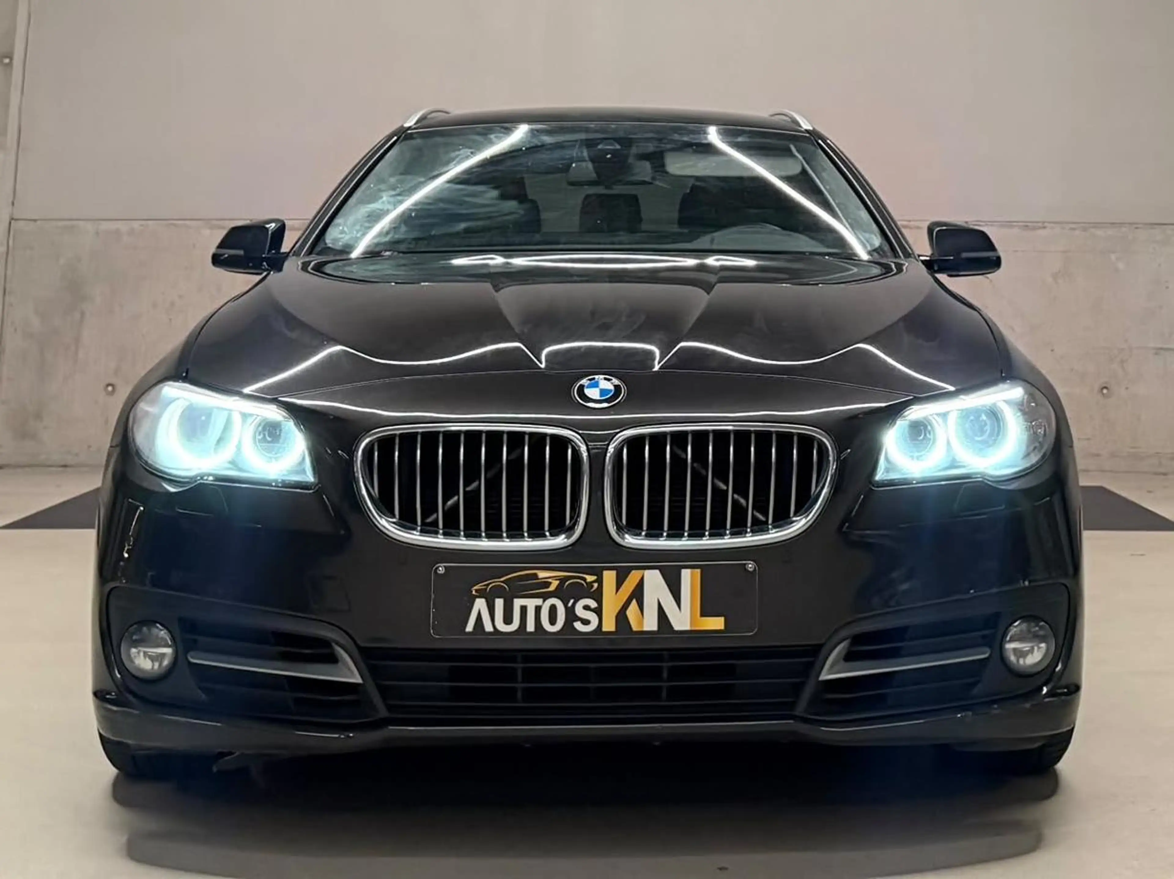 BMW 518 Touring 518 dA — photo 8