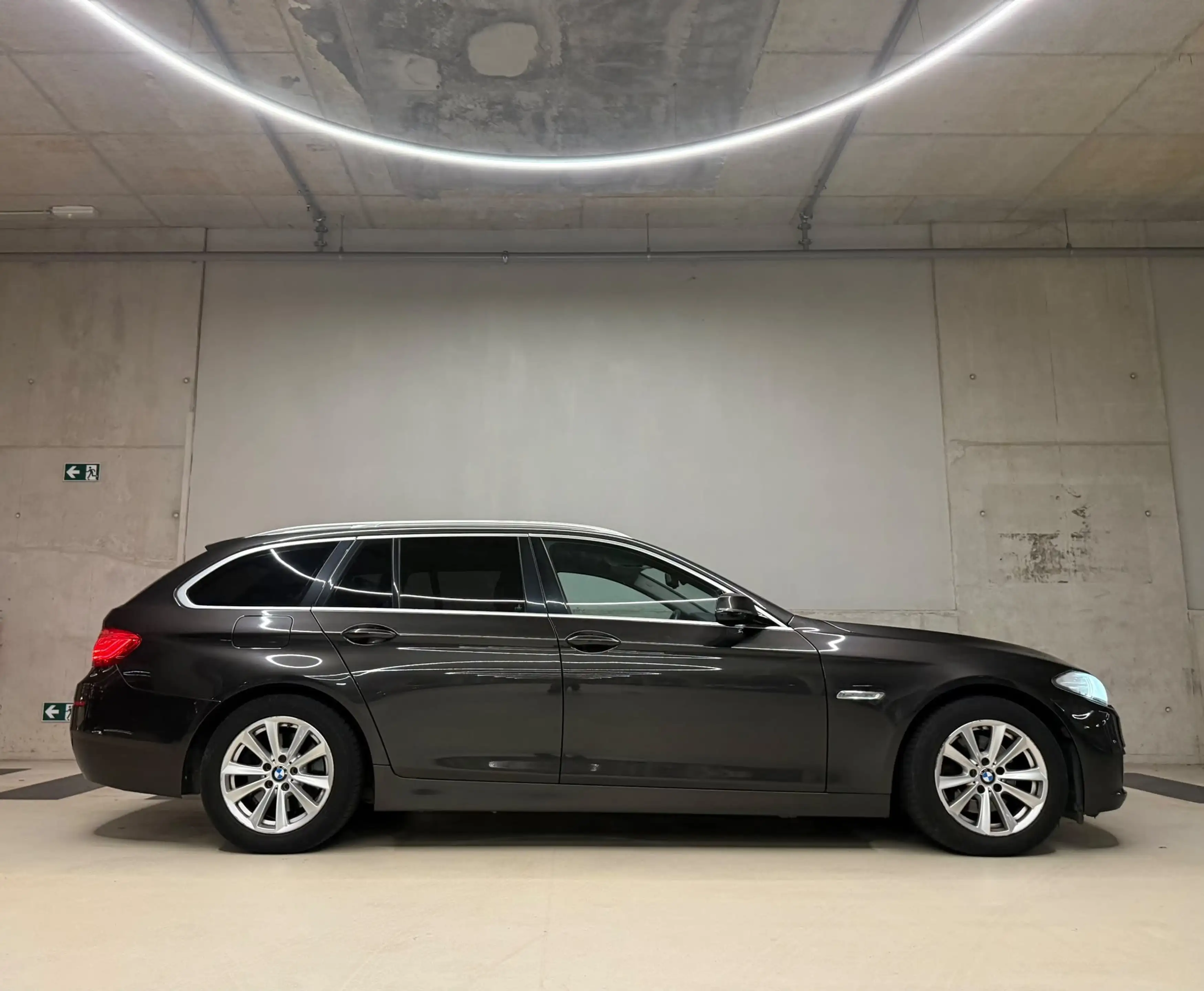 BMW 518 Touring 518 dA — photo 6