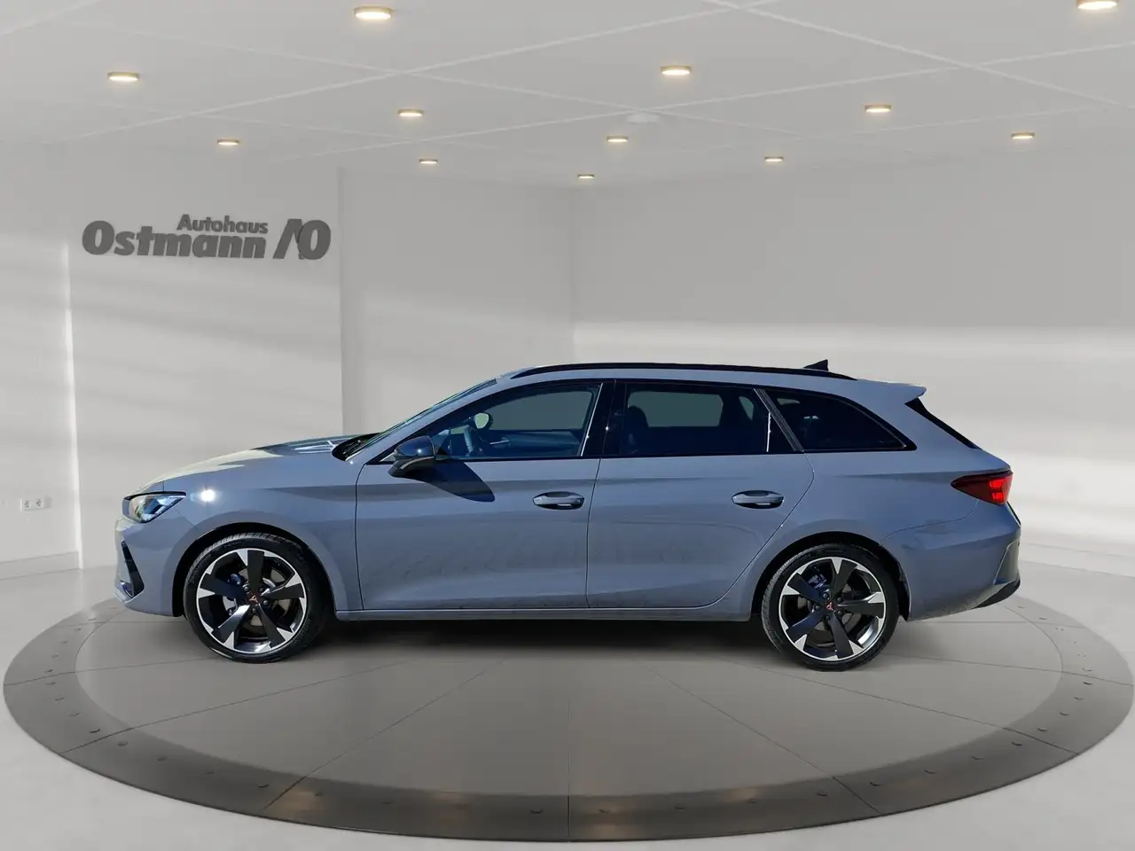 CUPRA Leon Sportstourer 1.5 eTSI AHK NAV ACC el. Heck, foto 2