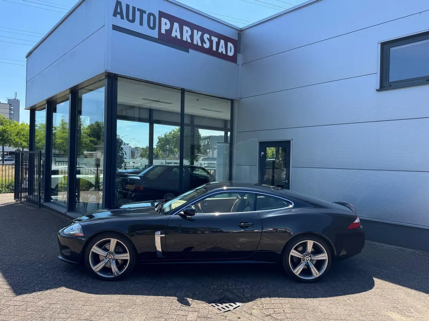 Jaguar XK 4.2 | COUPE | AUT | MEMORY STOELEN | Schwarz - 2