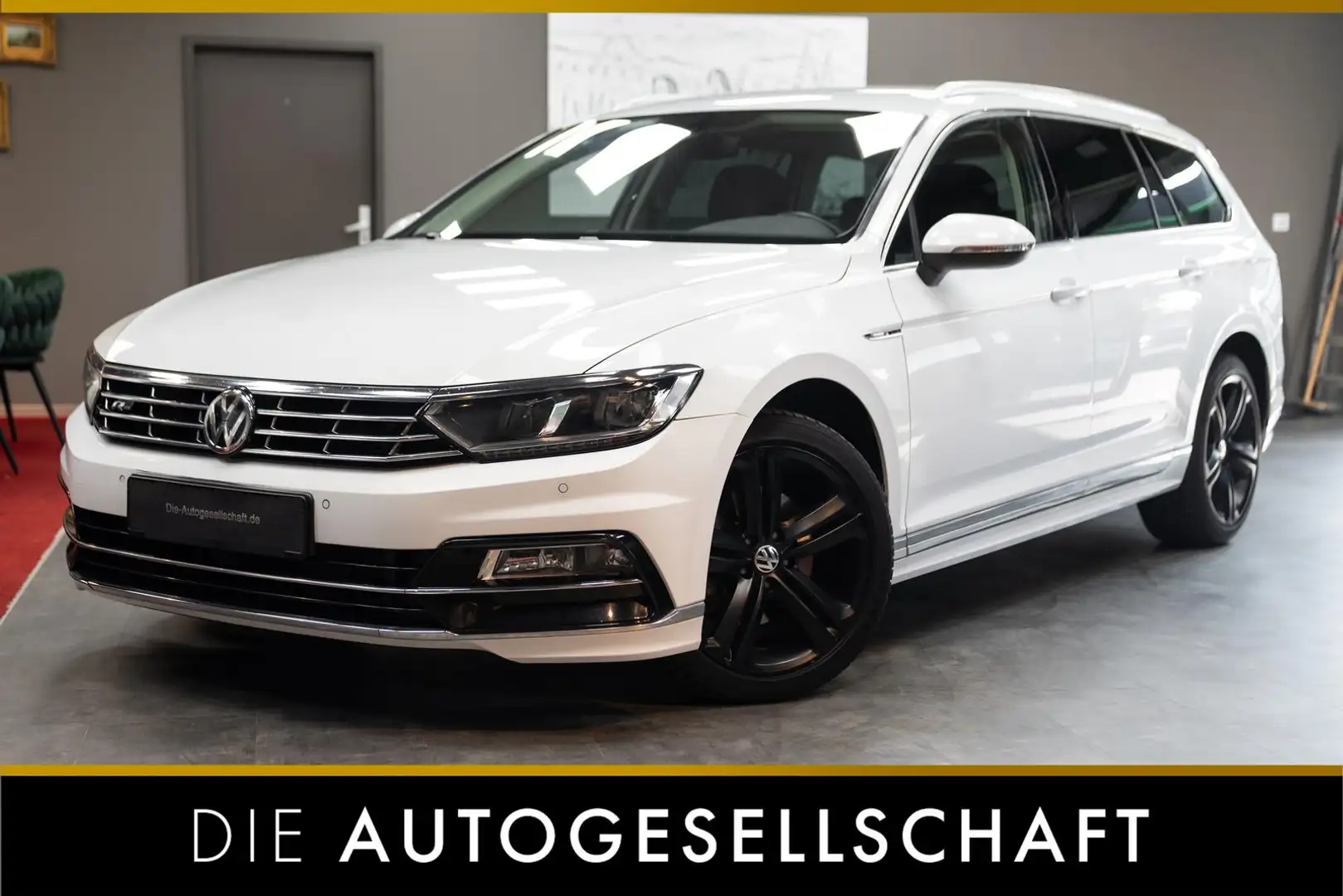Volkswagen Passat Variant 2.0 TDI Highline*R-LINE*LED*NAVI* Wit - 1