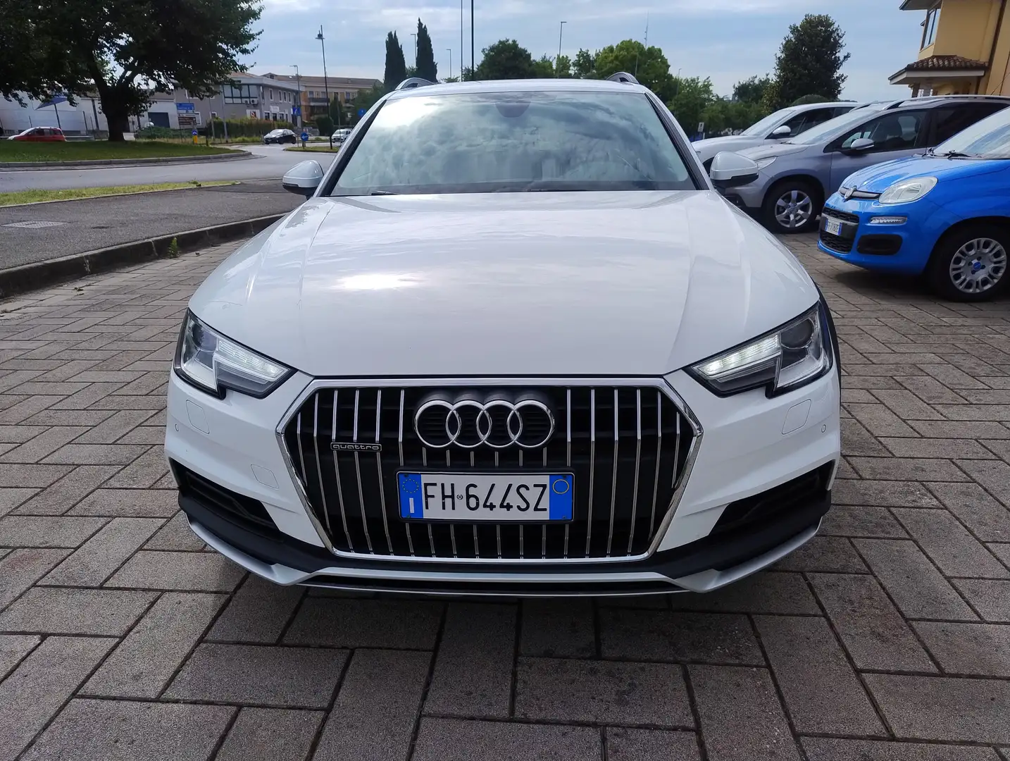 Audi A4 allroad 2.0 tdi Business 163cv s-tronic Fattura Iva Esp. Weiß - 2