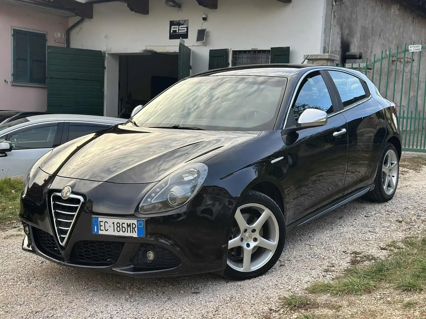 Alfa Romeo Giulietta Giulietta 2.0 JTDm-2 170 CV Progression Schwarz - 1