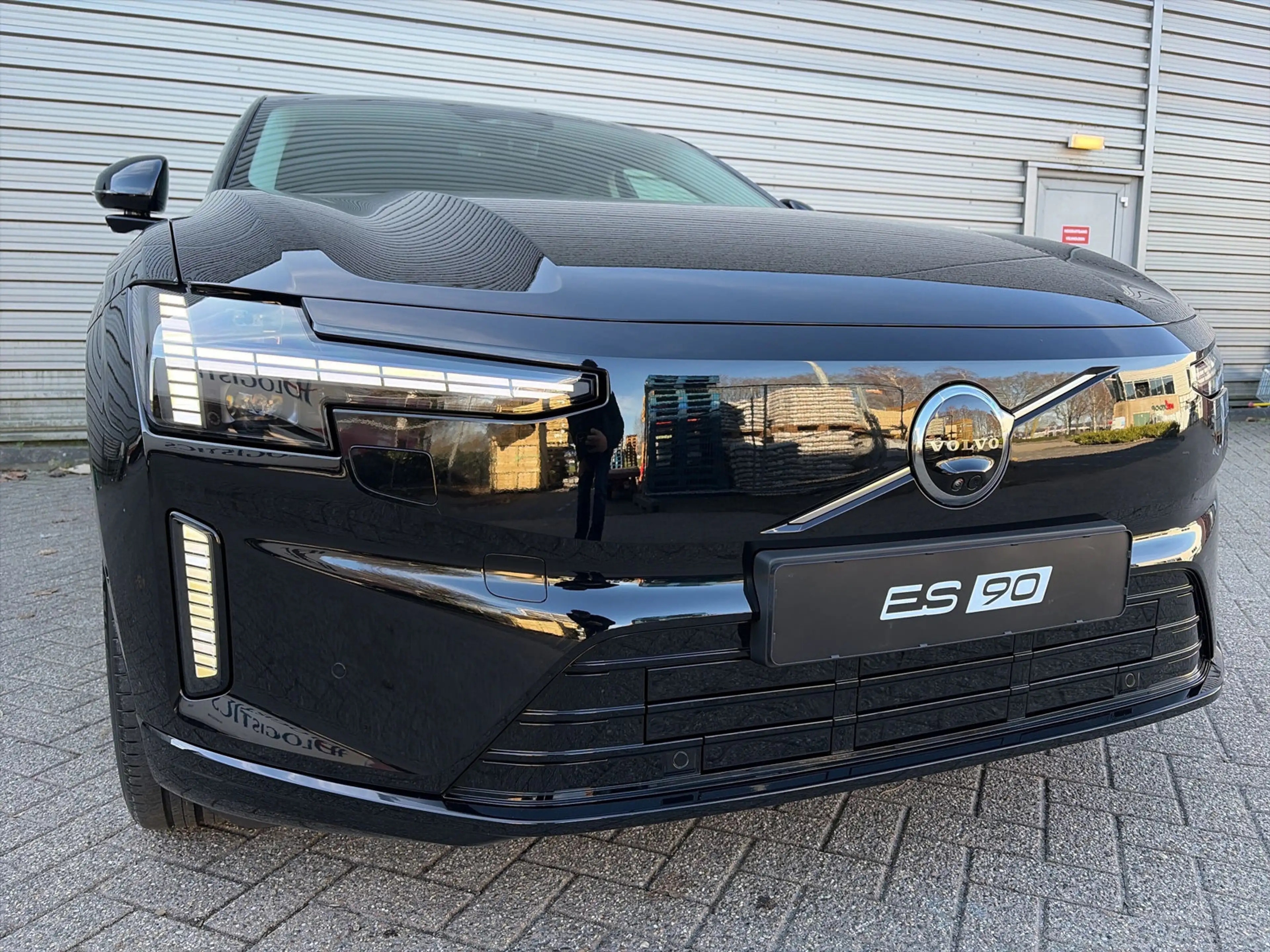 Volvo ES90 Ext. Range Plus Launch Edition 92 kWh / Uit voorra — photo 4
