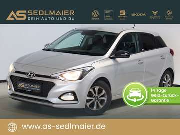 1.2 YES! RCam|Tempom|SHZ+LenkHz|CarPlay|DAB