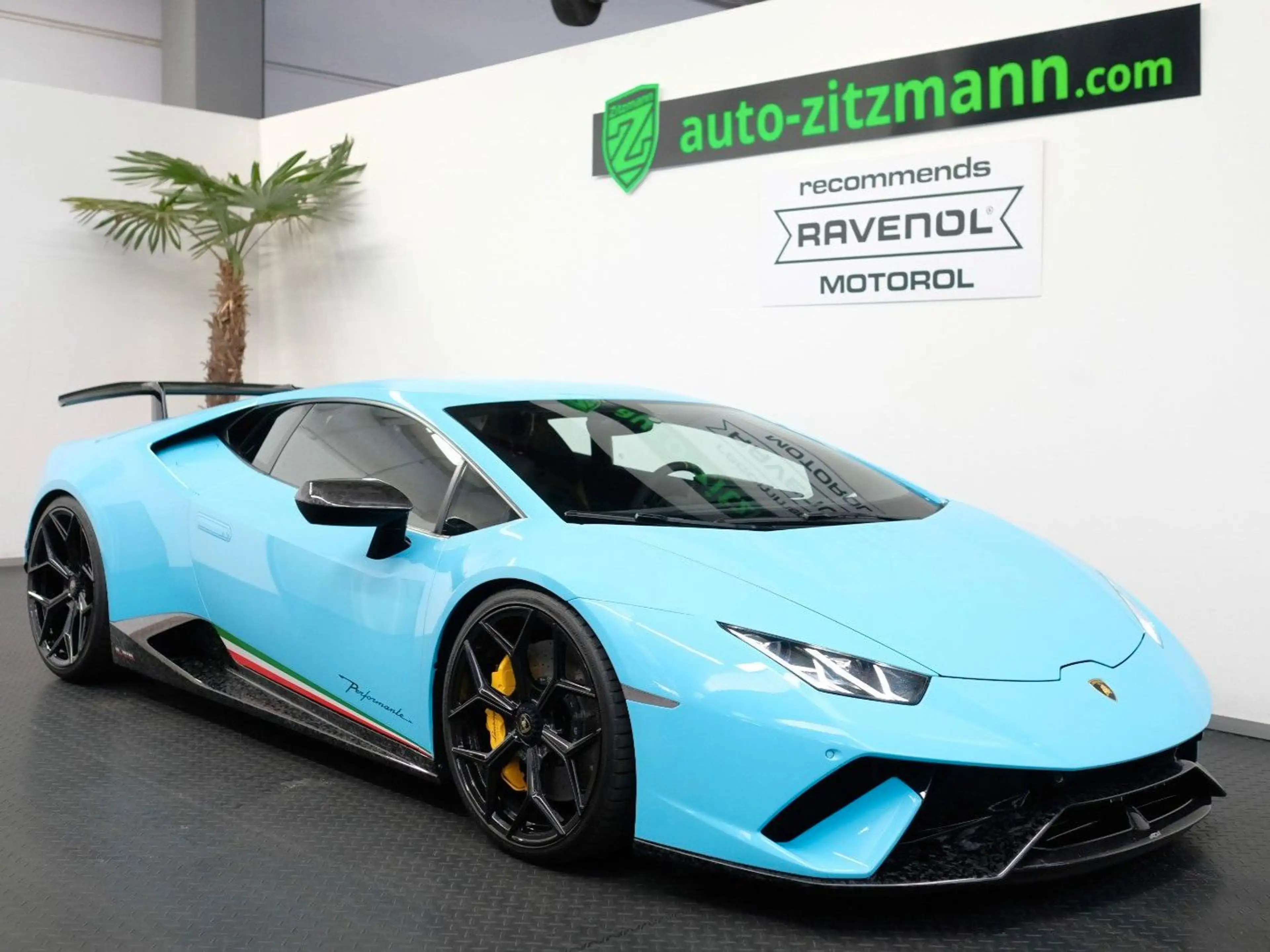 Lamborghini Huracán Performante/NOVITEC/CARBON/LIFT/ALCANTAR — photo 4
