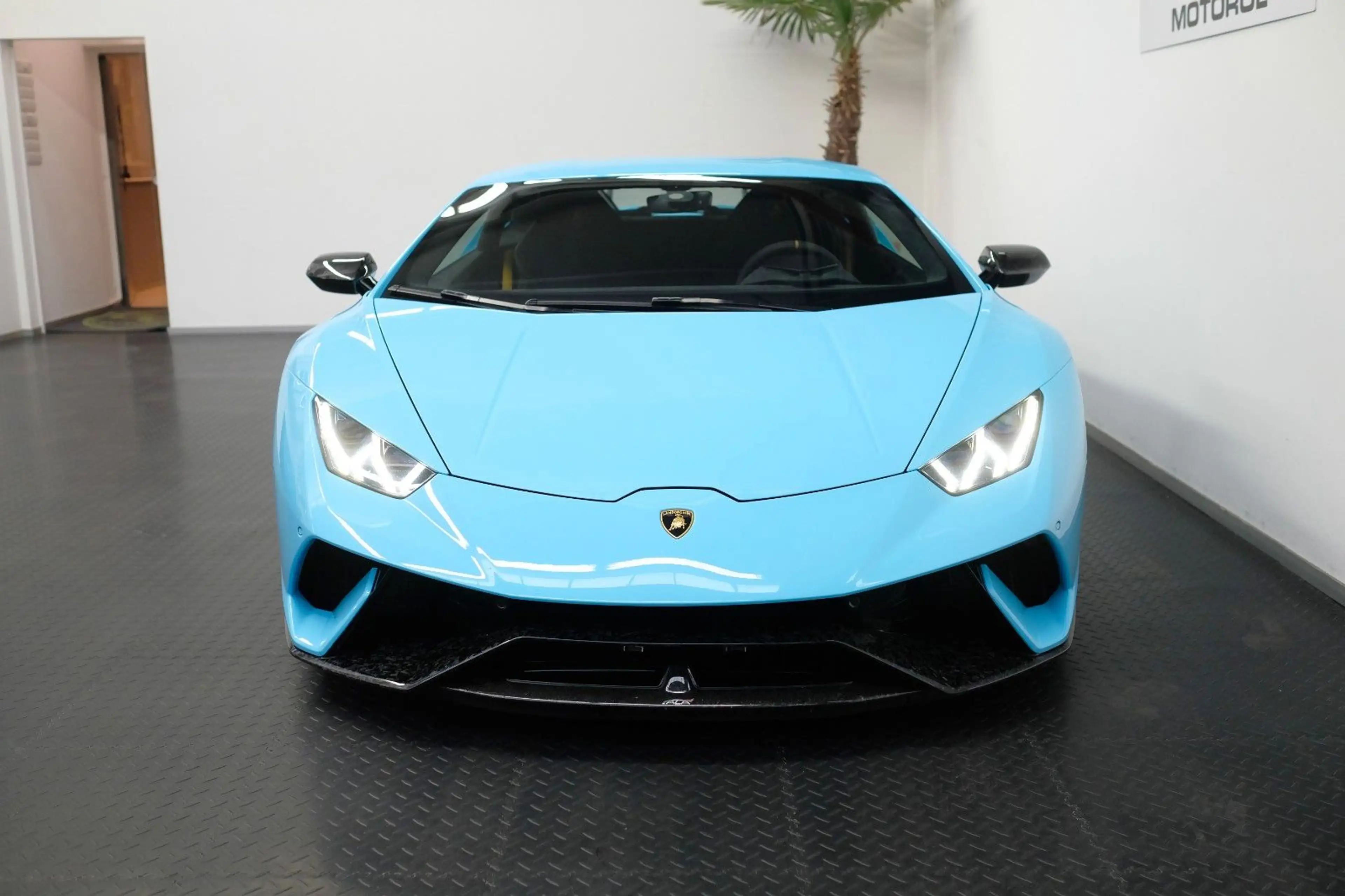 Lamborghini Huracán Performante/NOVITEC/CARBON/LIFT/ALCANTAR — photo 5