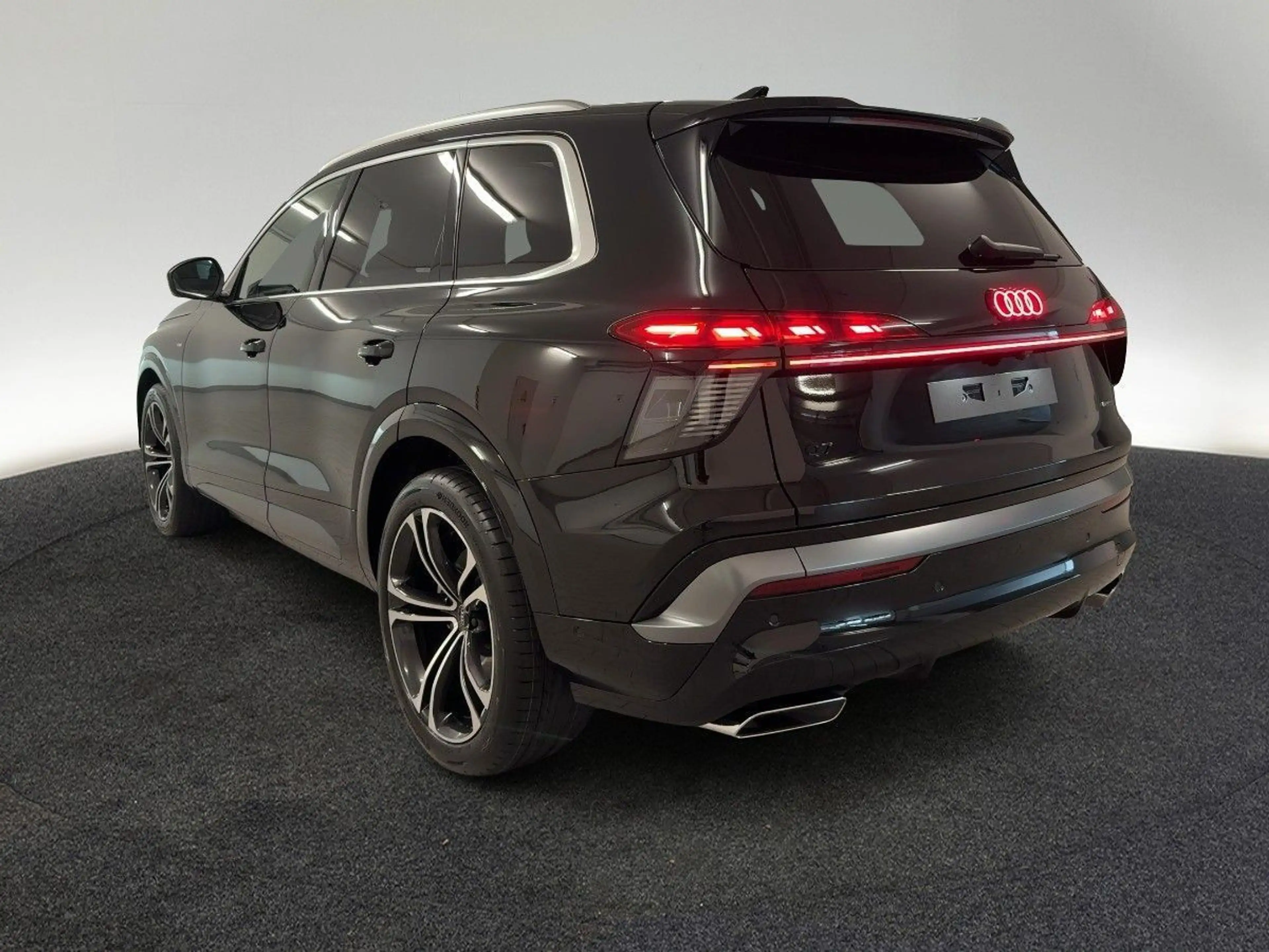 Audi Q7 TDI quattro tiptronic — photo 3