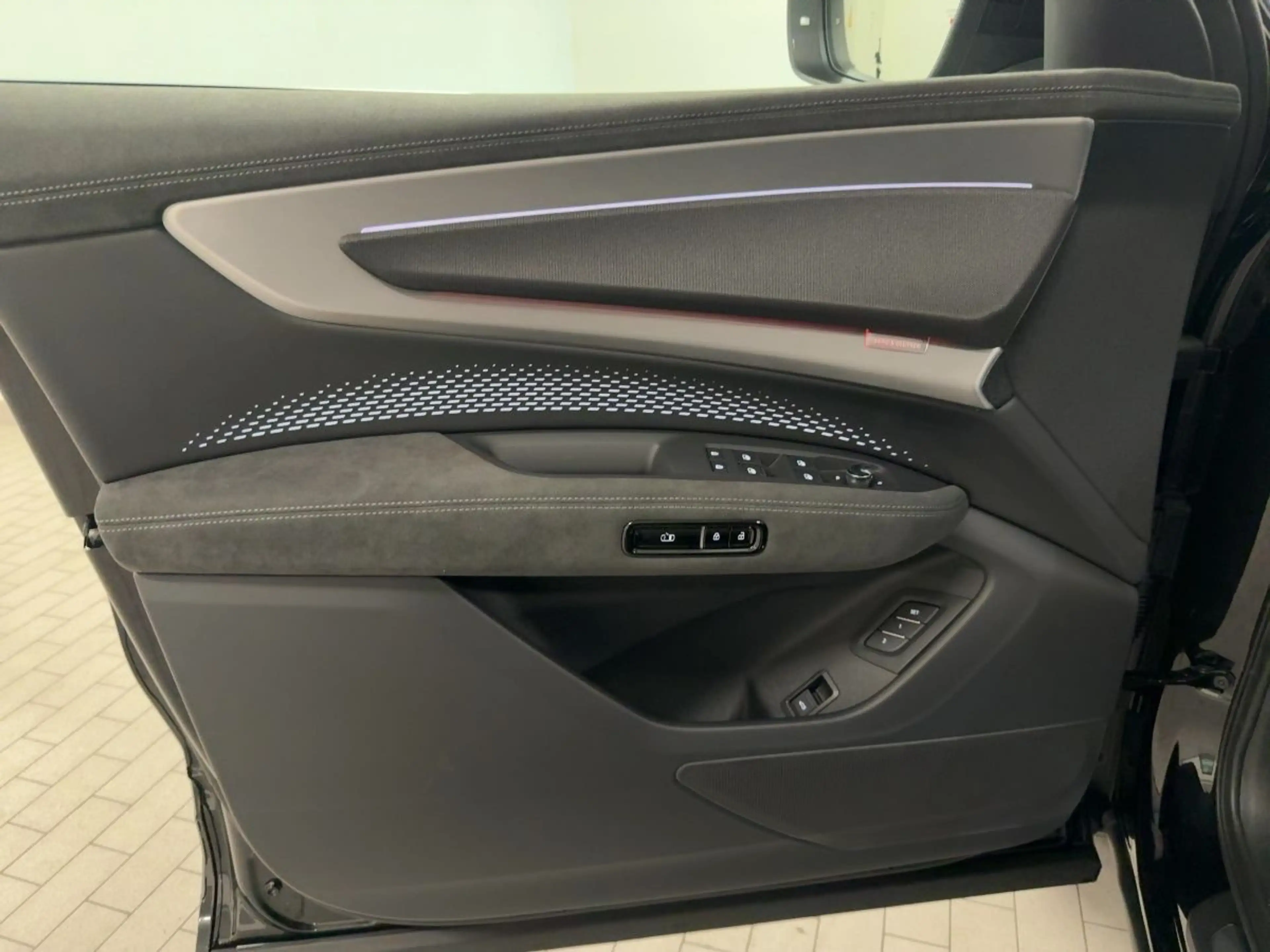 Audi Q7 TDI quattro tiptronic — photo 13