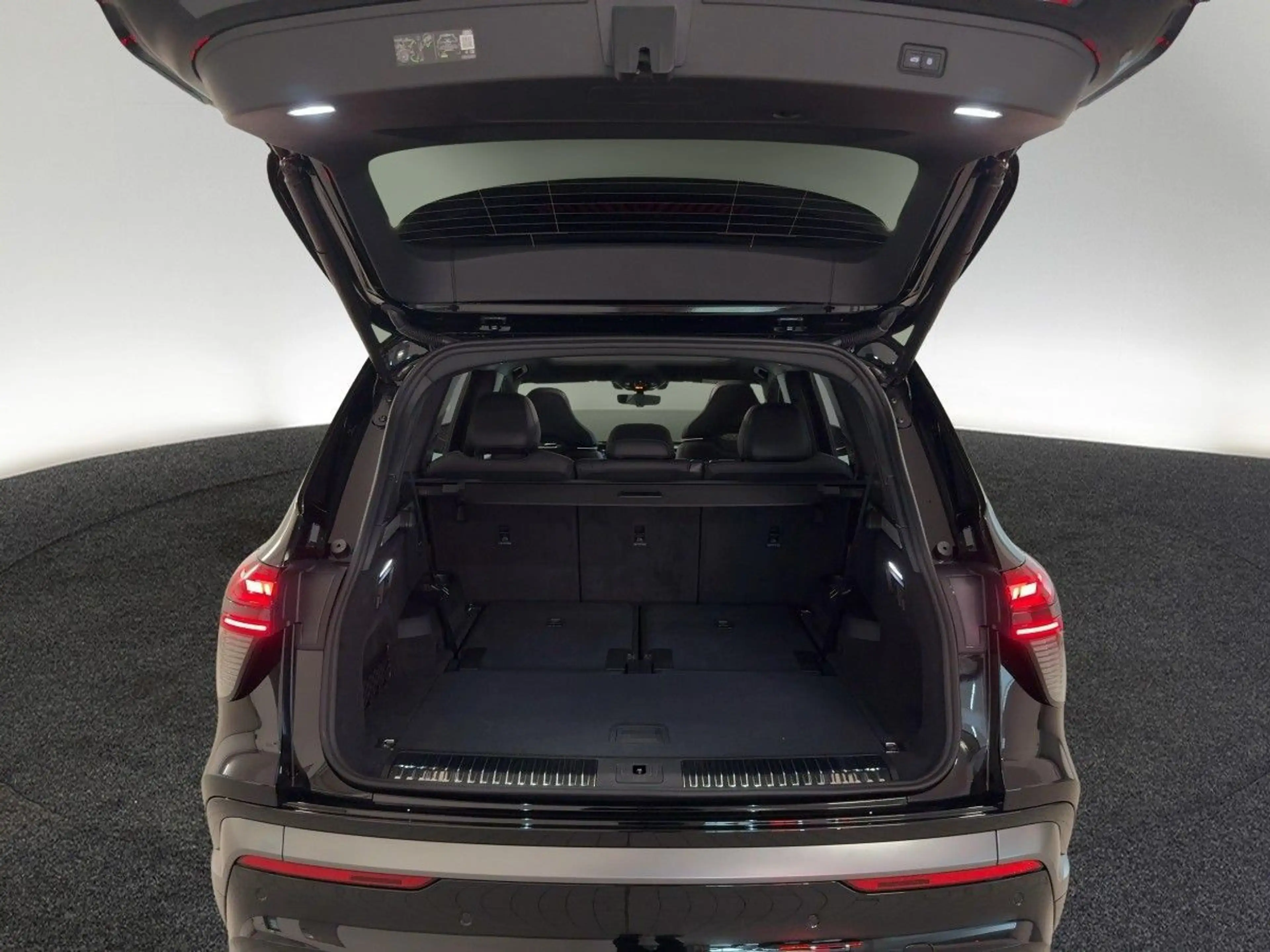 Audi Q7 TDI quattro tiptronic — photo 6