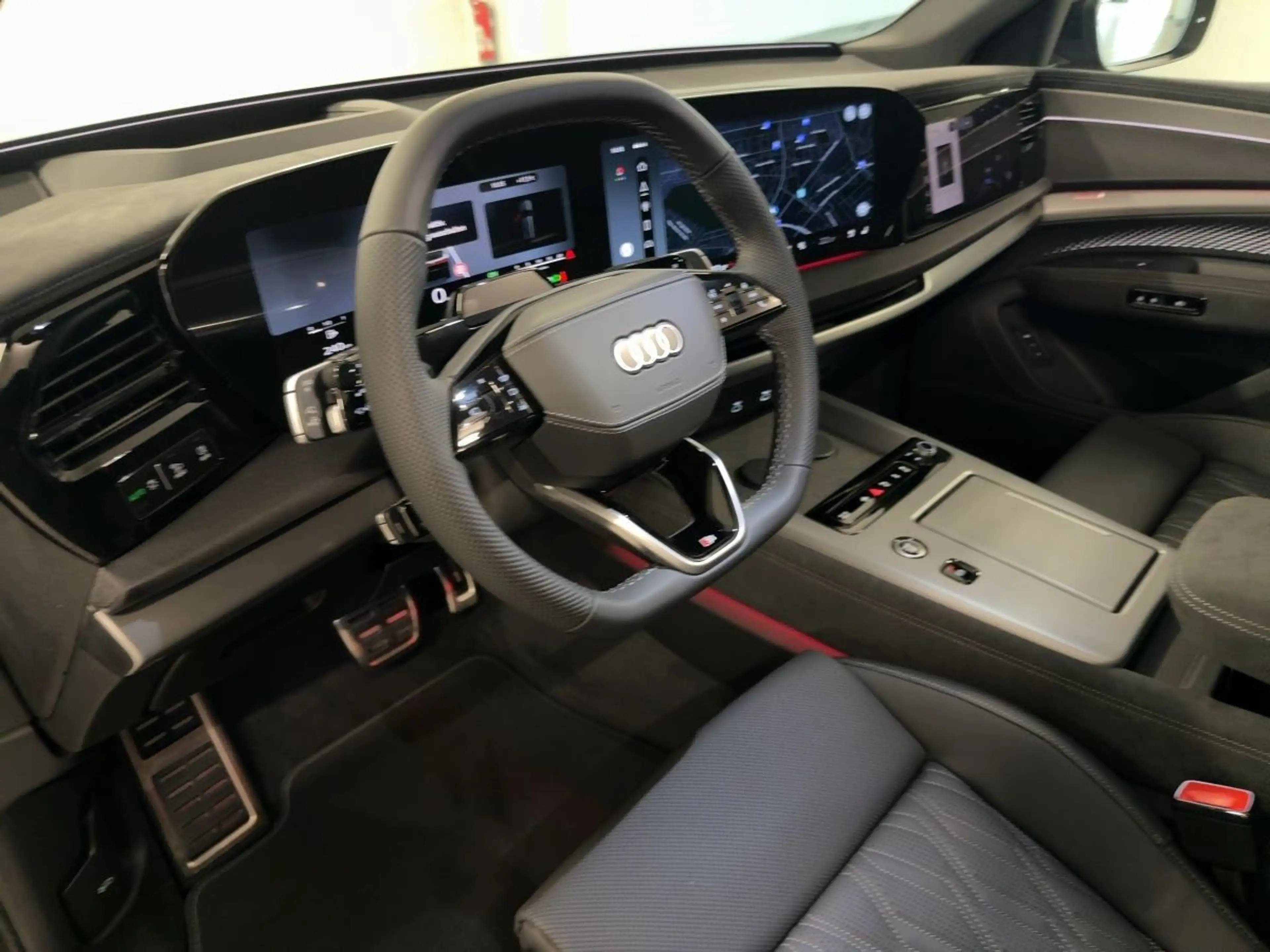Audi Q7 TDI quattro tiptronic — photo 14