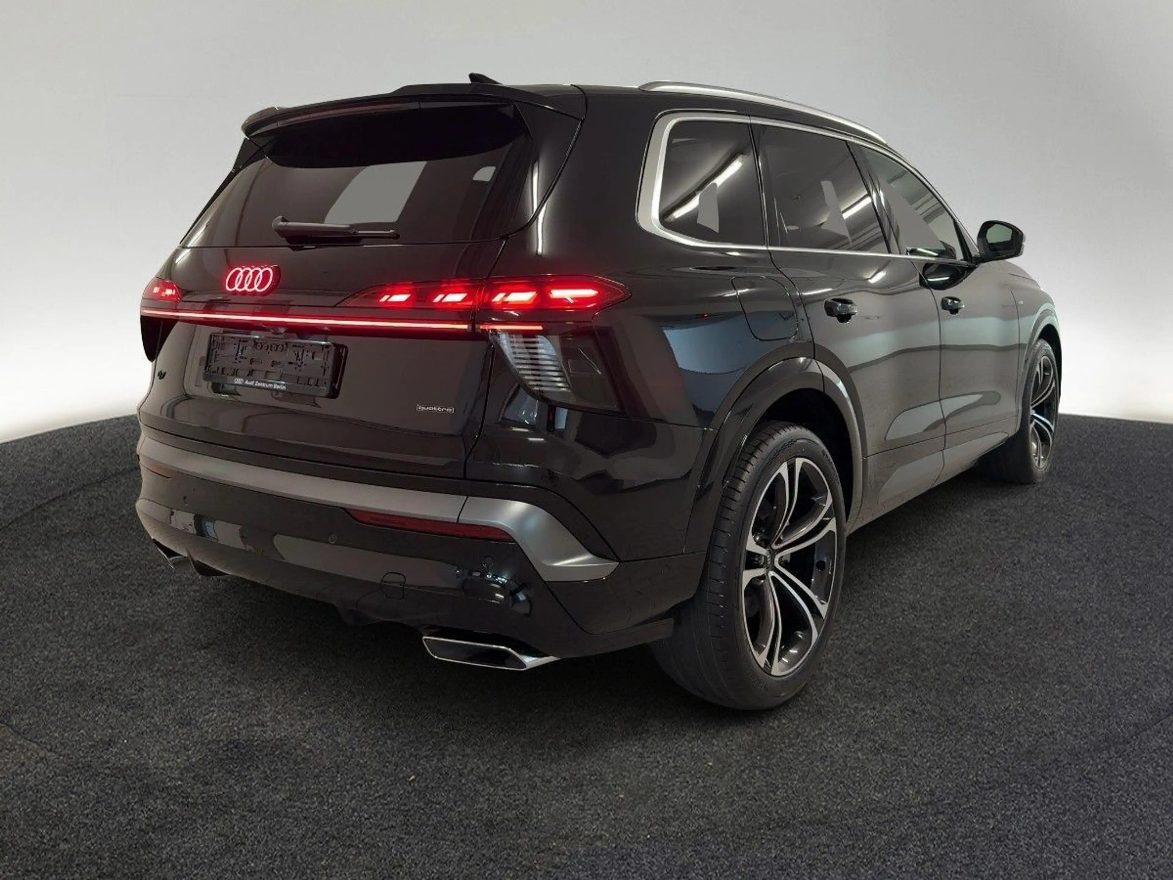 Audi Q7 TDI quattro tiptronic — photo 4