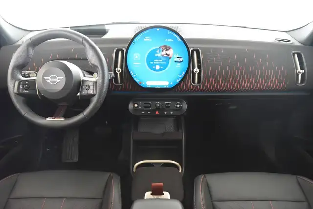 Mini Countryman view 8