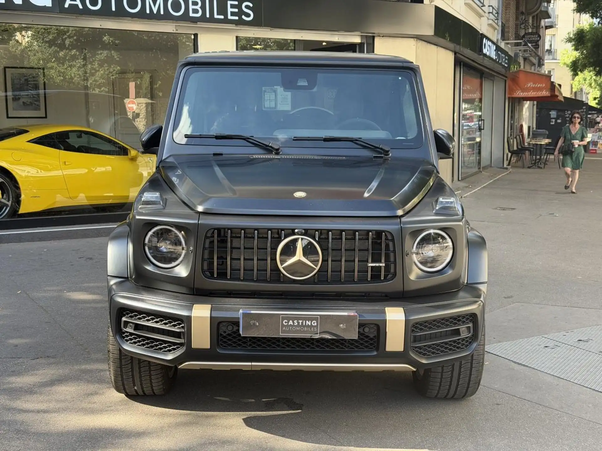 벤츠 G-Class G 63 AMG 2023 건메탈 사진 2