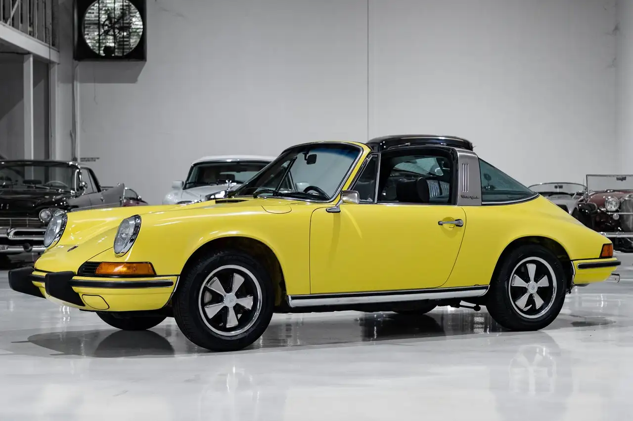 Porsche 911