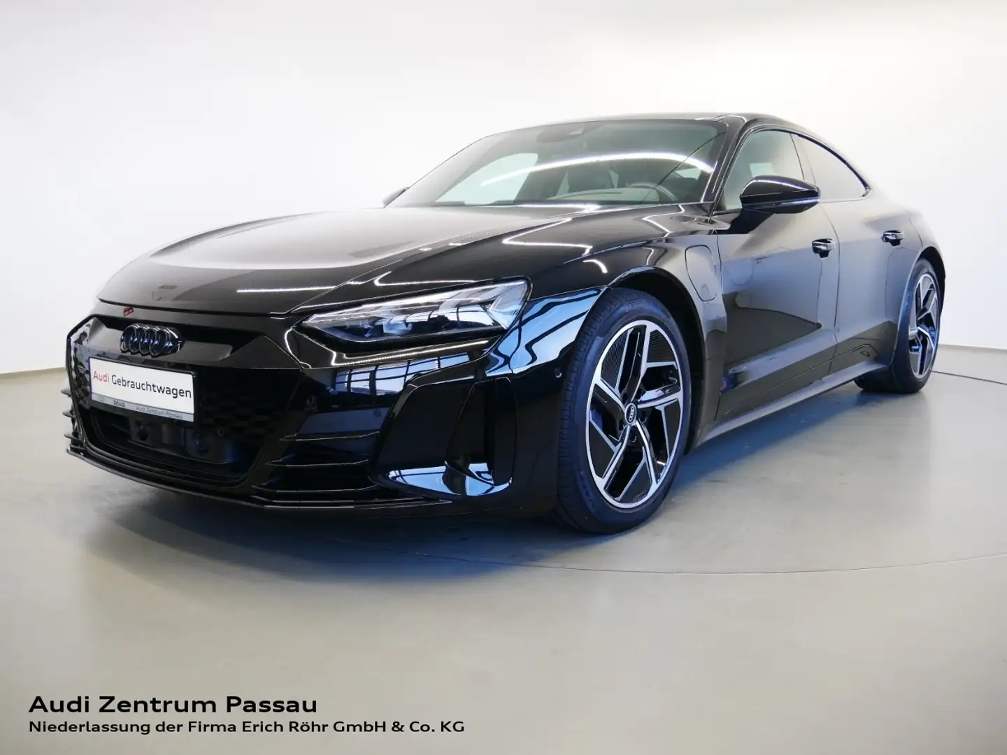 Audi e-tron GT quattro MATRIX PANO NAVI 360° DAB Noir - 1