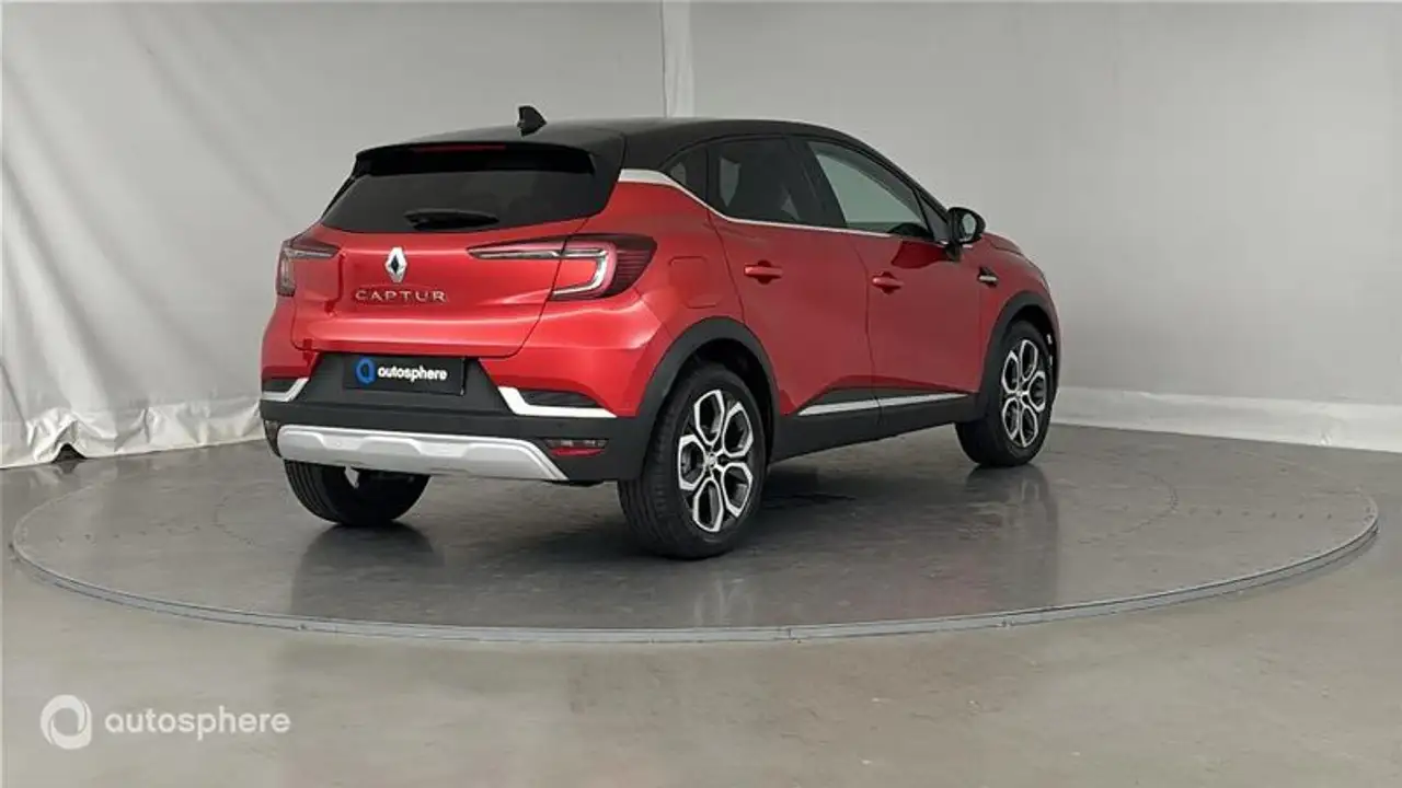 Renault Captur — photo 5