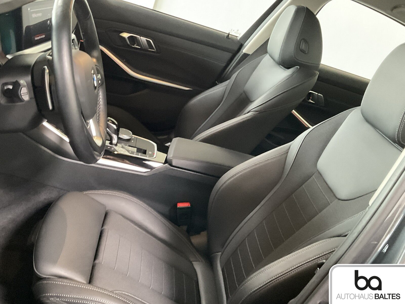 BMW 330 330 i Sport Line 18"/Navi/LED/Park/Kam/Sposi Klima — photo 12