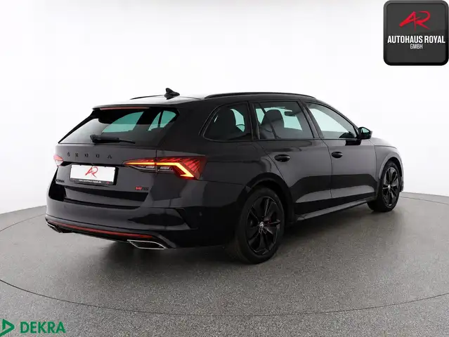 Skoda Octavia view 5